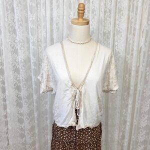 American Eagle Cream‎ Tie Top Boho Shirt Women's Small Embroidered Cottagecore